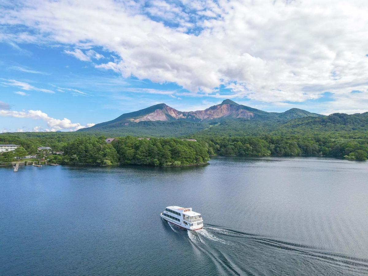 Urabandai Lake Resort Goshiki No Mori Kitashiobara Exterior photo